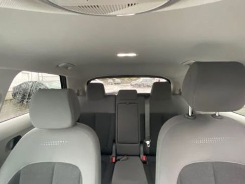 Used 2025 Hyundai Ioniq 5 SE image 30