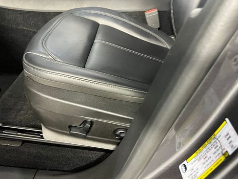 Used 2022 Alfa Romeo Stelvio Sprint image 24