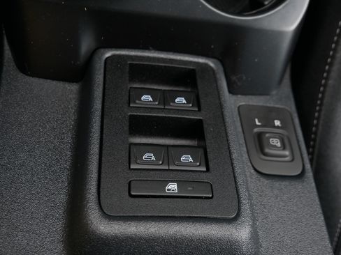 Used 2025 Ford Bronco Badlands w/ Sasquatch Package AWD/4WD image 31