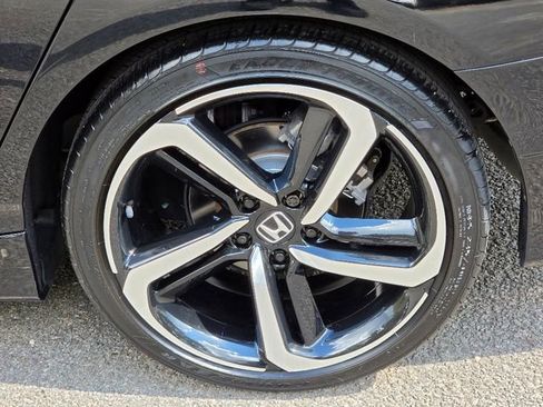 Used 2022 Honda Accord Sport image 15