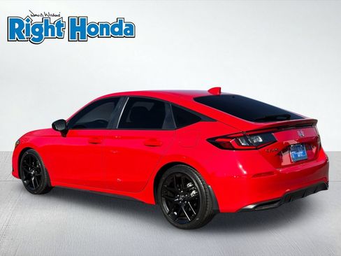 Used 2024 Honda Civic Sport image 5