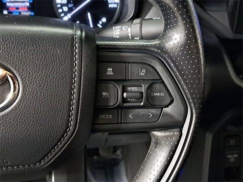 Used 2025 Toyota Tundra SR image 25