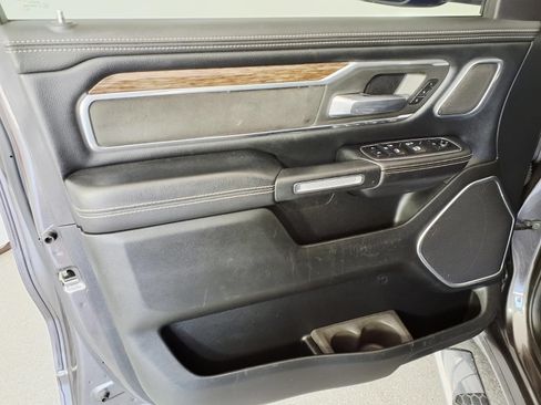 Used 2020 RAM 1500 Laramie AWD/4WD image 13