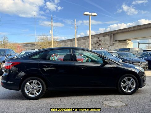 Used 2014 Ford Focus SE FWD image 9