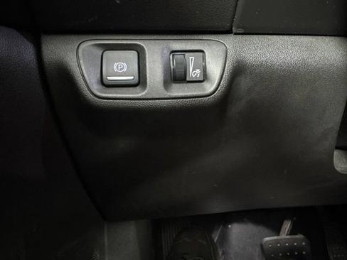 Used 2017 GMC Acadia Denali w/ Technology Package AWD/4WD image 21