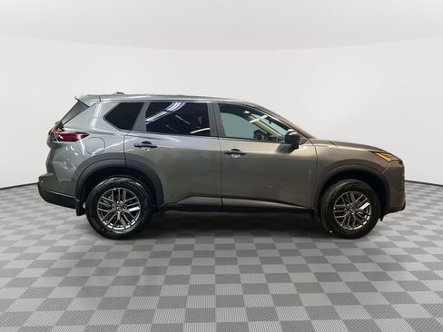 Certified 2026 Nissan Rogue S AWD/4WD image 2