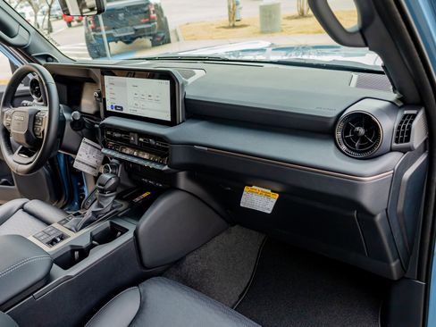 Used 2026 Toyota Land Cruiser image 18