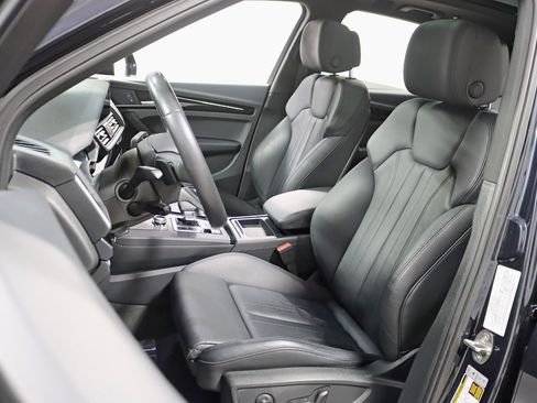 Used 2019 Audi Q5 2.0T AWD/4WD image 28