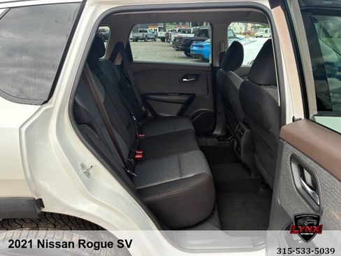 Used 2021 Nissan Rogue SV AWD/4WD image 31
