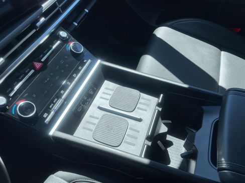 Used 2025 Hyundai Santa Fe SEL image 44