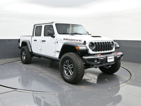 Used 2025 Jeep Gladiator Mojave w/ Convenience Group image 22