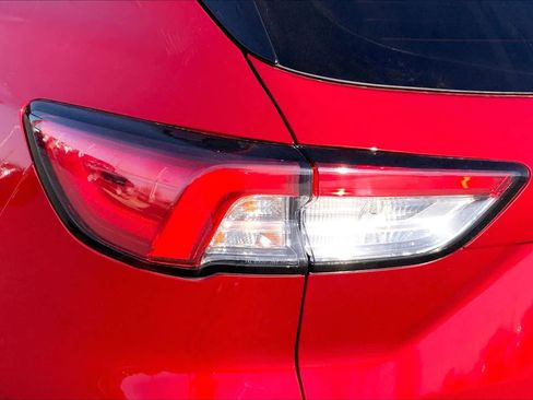 Used 2022 Ford Escape SE image 29