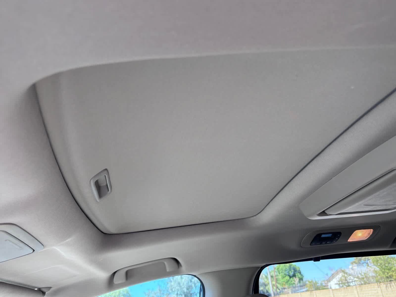 Used 2018 Honda Odyssey Elite image 26