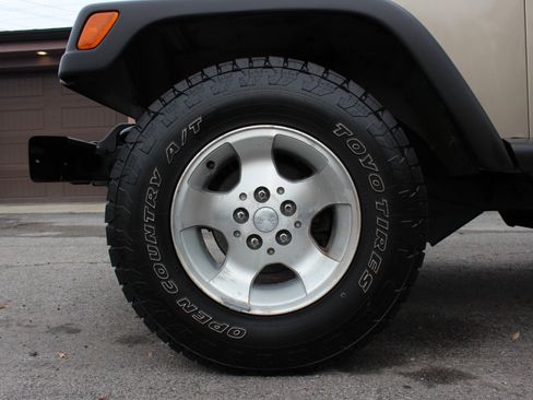 Used 2004 Jeep Wrangler SE w/ Ecco Tire & Wheel Group image 31