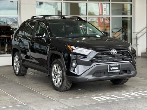 New 2025 Toyota RAV4 XLE Premium image 6