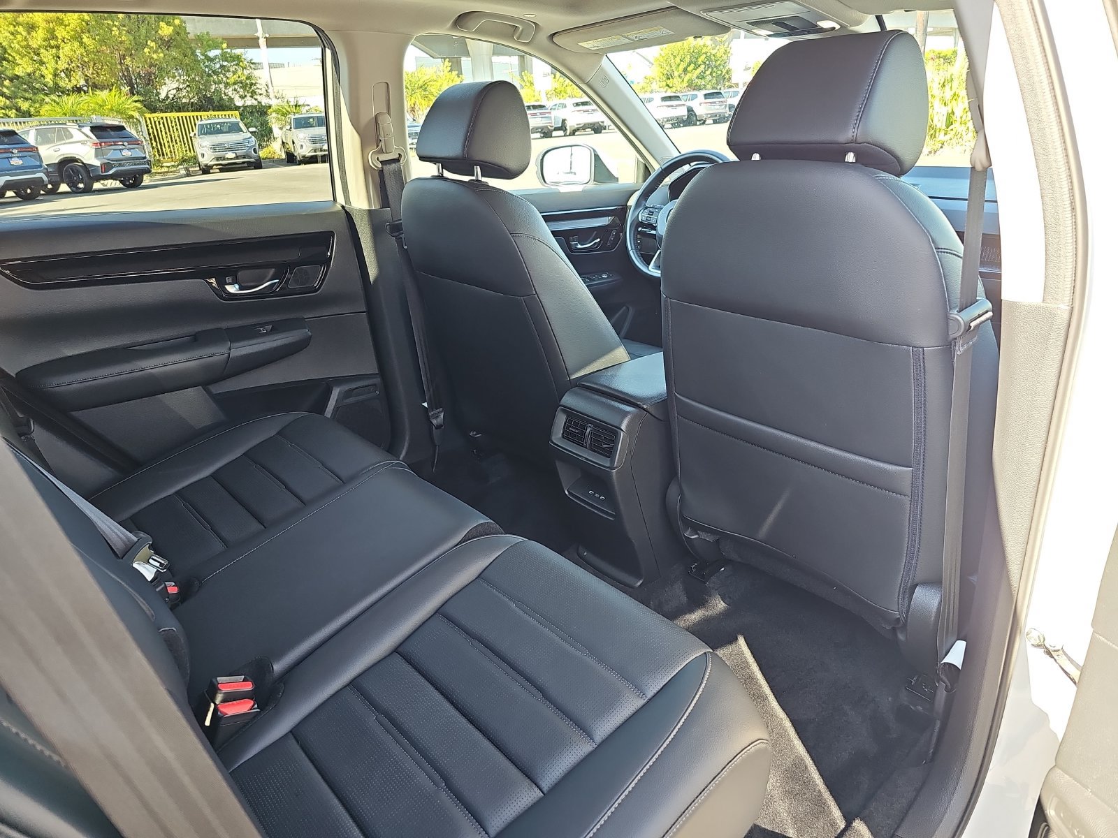 Used 2024 Honda CR-V EX-L image 11