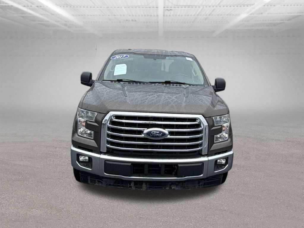 Used 2017 Ford F150 XLT w/ Equipment Group 302A Luxury RWD image 3