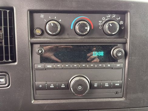 Used 2024 Chevrolet Express 2500 w/ Driver Convenience Package RWD image 17