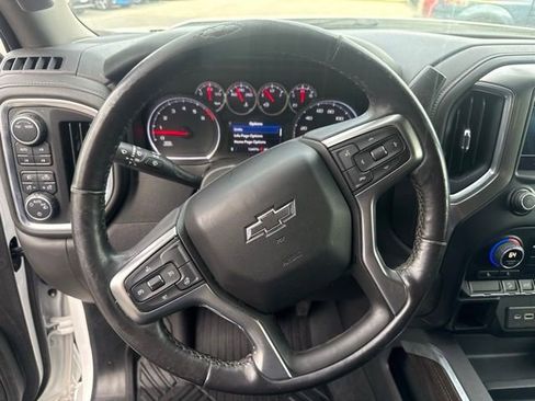 Used 2021 Chevrolet Silverado 1500 LT Trail Boss w/ LPO, Dark Essentials Package AWD/4WD image 29