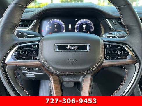 Used 2025 Jeep Grand Cherokee L Summit w/ Advanced Protech Group IV AWD/4WD image 23