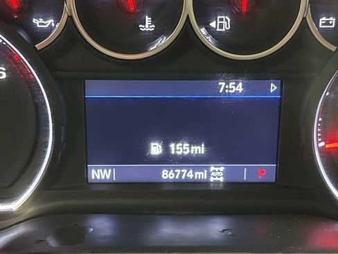 Used 2020 Chevrolet Silverado 1500 LT w/ Remote Start Package image 17