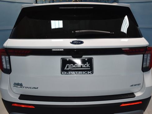 Used 2025 Ford Explorer Platinum w/ LUX Leather Package image 33
