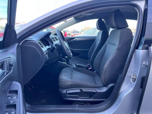 Used 2015 Volkswagen Jetta SE image 10