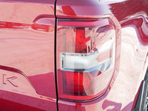 Used 2025 Ford Maverick XLT w/ XLT Luxury Package image 17