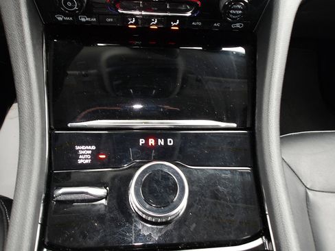 Used 2023 Jeep Grand Cherokee L Limited image 24