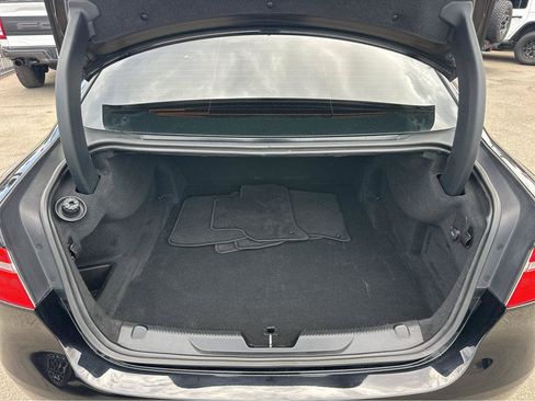 Used 2017 Jaguar XE RWD image 35
