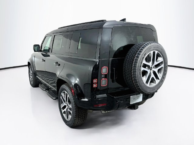 New 2026 Land Rover Defender 110 X-Dynamic SE AWD/4WD image 6