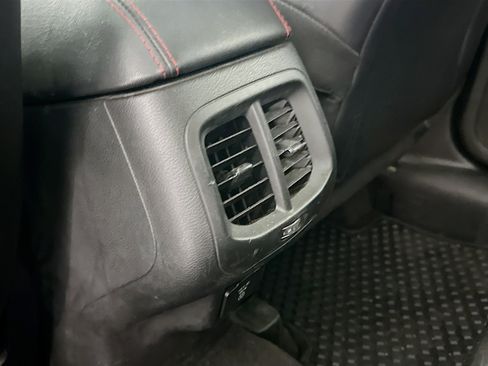 Used 2014 Jeep Cherokee Trailhawk w/ Leather Interior Group image 25