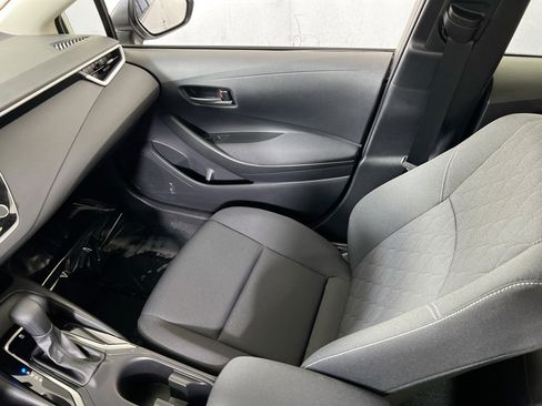 Used 2023 Toyota Corolla LE FWD image 21