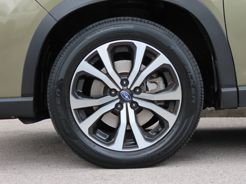 Used 2024 Subaru Forester Limited AWD/4WD image 14