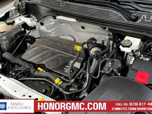 Used 2025 Buick Envista Sport Touring image 29