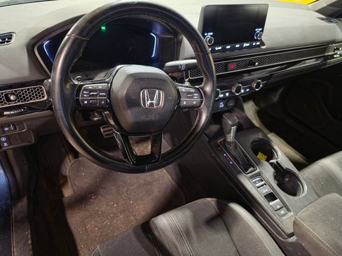 Used 2024 Honda Civic Sport image 4
