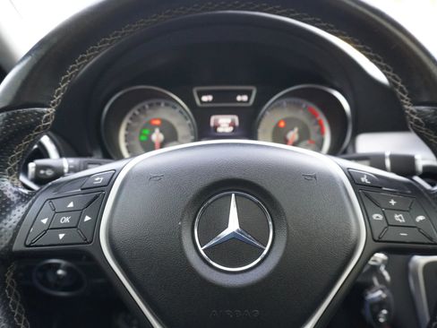 Used 2015 Mercedes-Benz GLA 250 4MATIC image 22