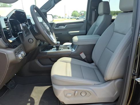 New 2026 GMC Sierra 1500 SLT w/ SLT Premium Plus Package AWD/4WD image 12