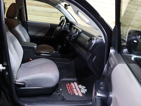 Used 2023 Toyota Tacoma SR image 61