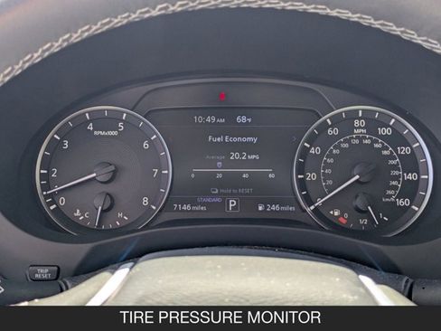 Certified 2025 INFINITI QX50 Pure image 19