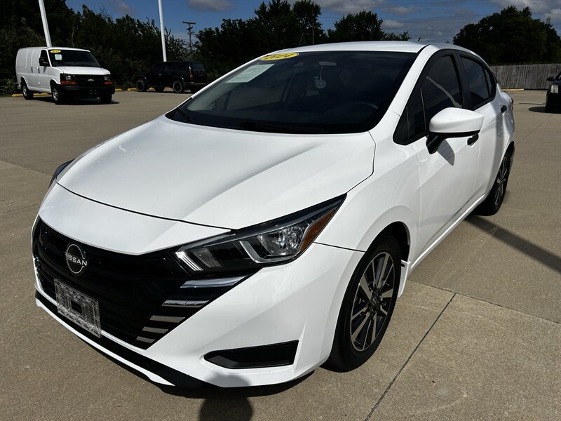 Used 2024 Nissan Versa S w/ S Plus Package FWD image 7