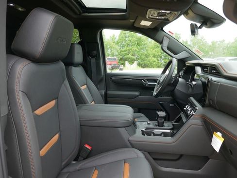 New 2026 GMC Sierra 1500 AT4 w/ AT4 Premium Package AWD/4WD image 10