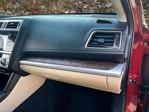 Used 2016 Subaru Outback 2.5i Limited image 15