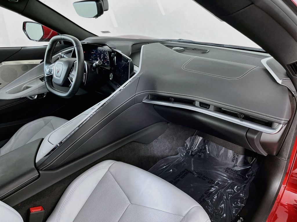 Used 2023 Chevrolet Corvette Stingray Preferred Cpe w/ Z51 Performance Package RWD image 33