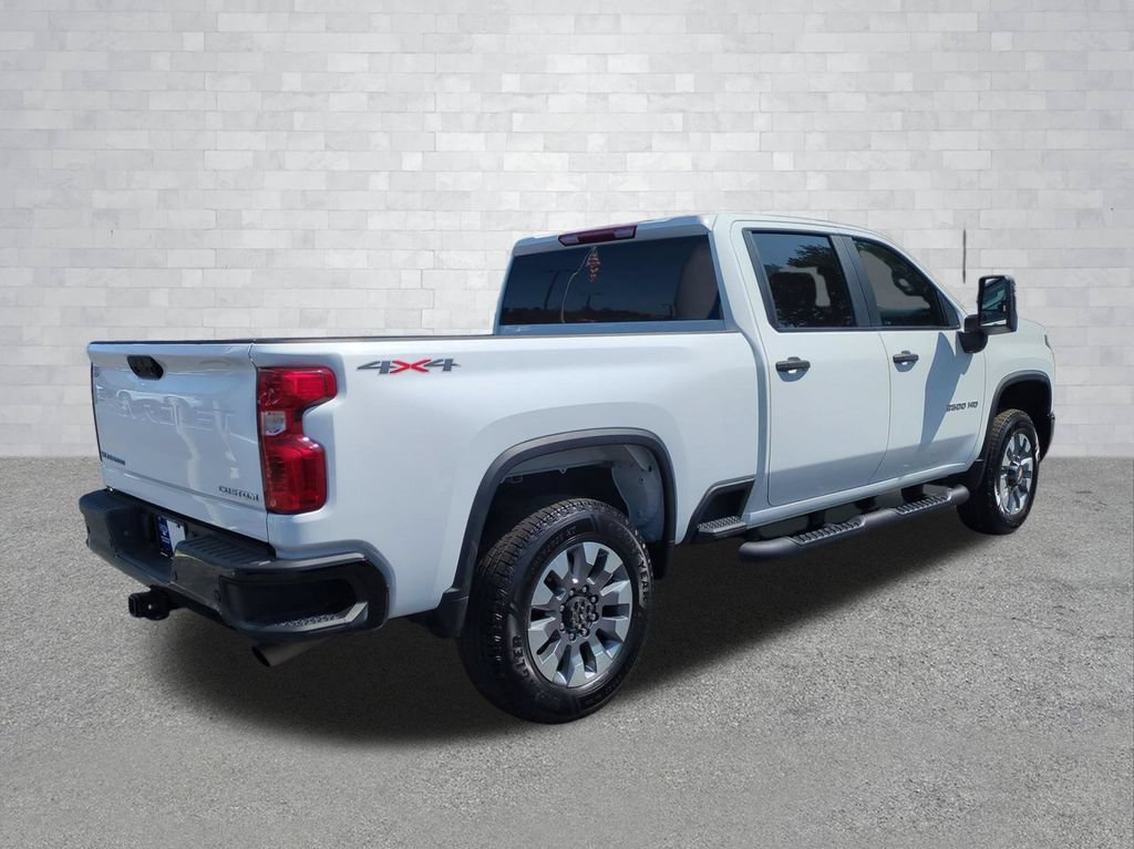 Used 2025 Chevrolet Silverado 2500 Custom w/ Custom Value Package AWD/4WD image 5