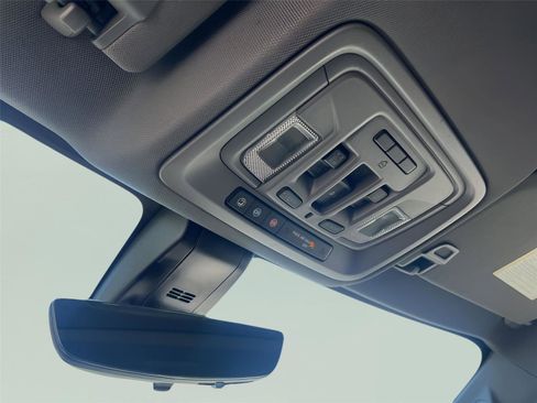 Used 2021 GMC Sierra 1500 Denali w/ Denali Ultimate Package image 22