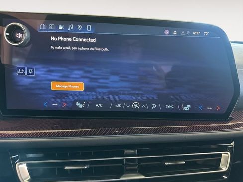 New 2026 Chevrolet Traverse Z71 w/ Driver Confidence Package AWD/4WD image 40