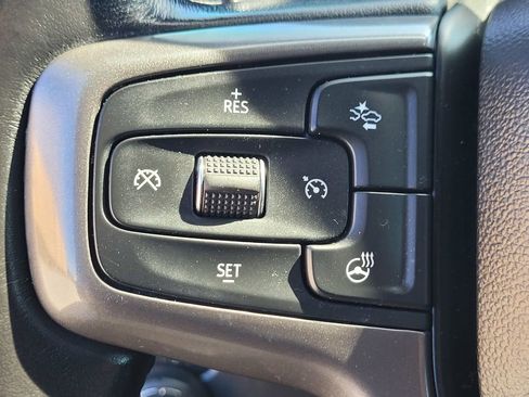 Used 2022 Chevrolet Silverado 1500 ZR2 w/ Technology Package image 24