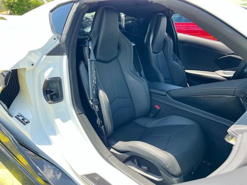 Used 2023 Chevrolet Corvette Stingray Coupe w/ Z51 Performance Package image 23