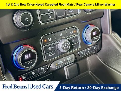 Used 2023 Chevrolet Suburban High Country image 18